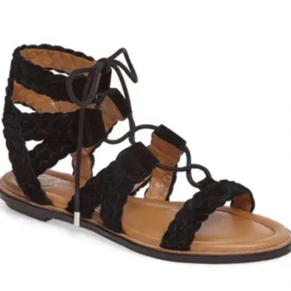 🆕 LACE UP SANDAL - Picture 2 of 5